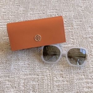 LIKE NEW Tori Burch Womens Sunglasses with case! Only worn once! Milk White